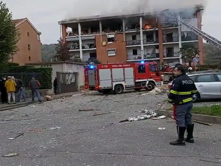 Pinerolo: incendio e crollo di un edificio photo credits: riformista