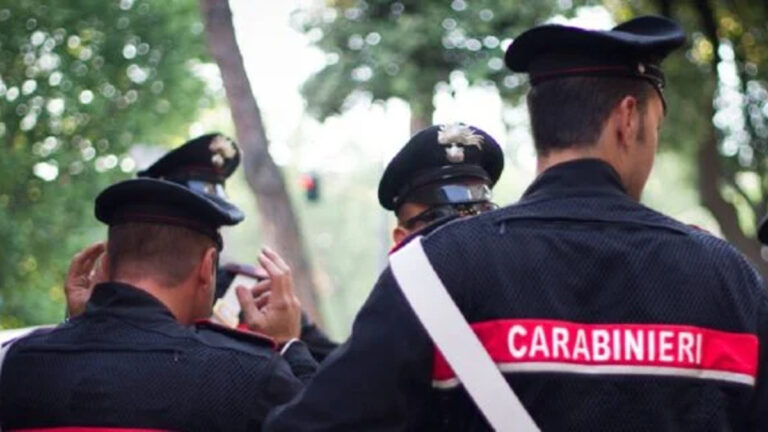 il corpo nel borsone emerso dal Po in secca