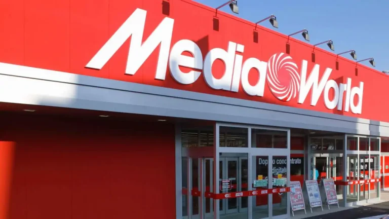 LegisLAB assiste MediaWorld nell'apertura del nuovo negozio a Salerno