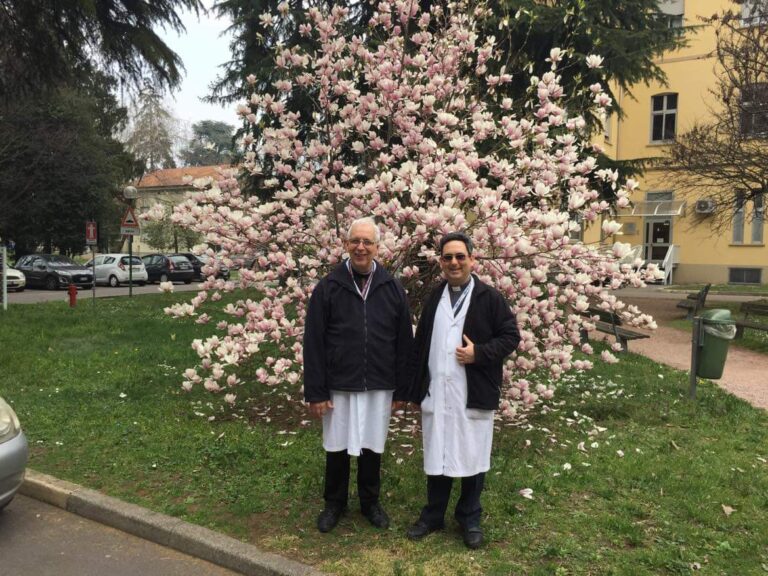 L'ospedale di Busto Arsizio saluta don Peppino. 