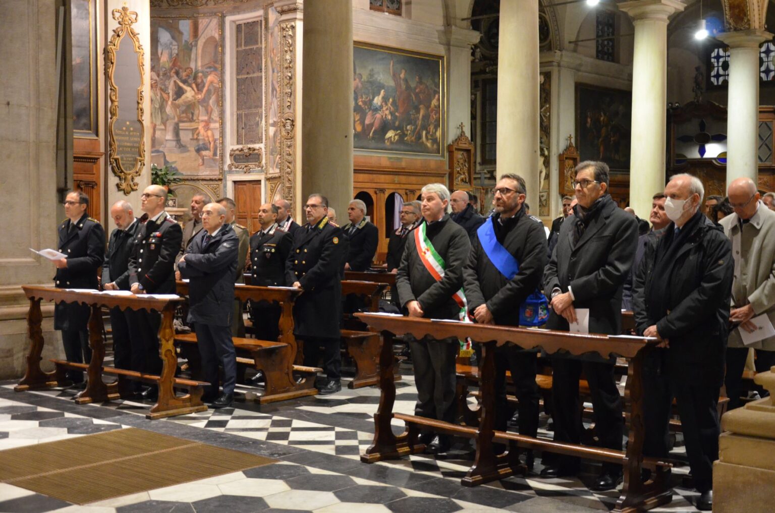 Virgo Fidelis Patrona Dellarma Dei Carabinieri Varese