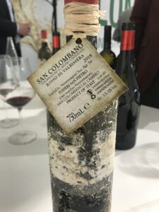 Il vino di San Colombano affinato a 30 metri nel mare