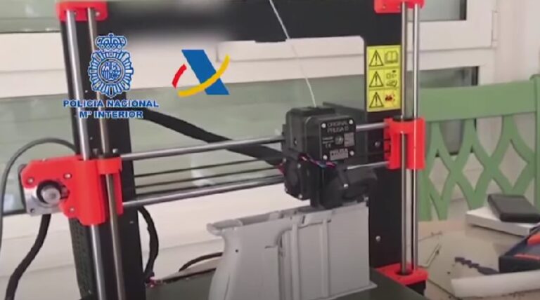Stampante 3D per costruire le armi in casa