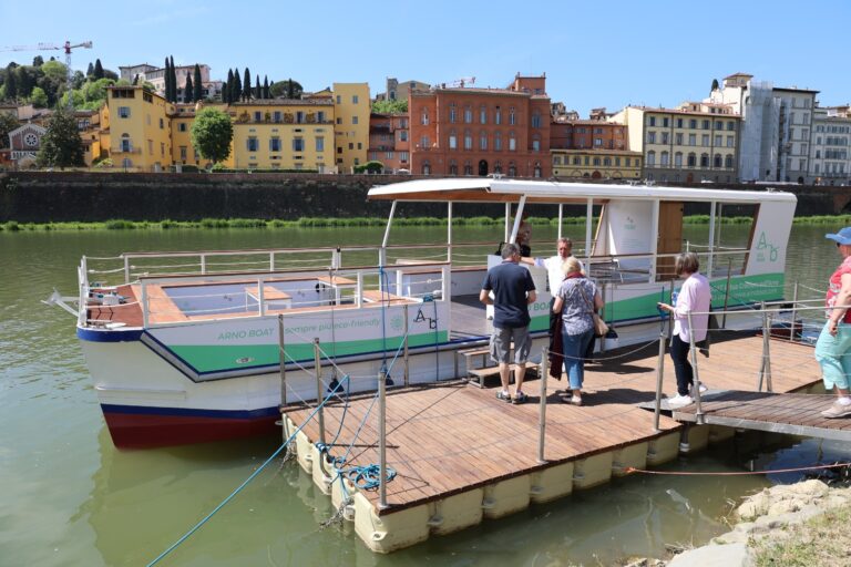 Arnoboat, parte ufficialmente la prima mini crociera sull'Arno