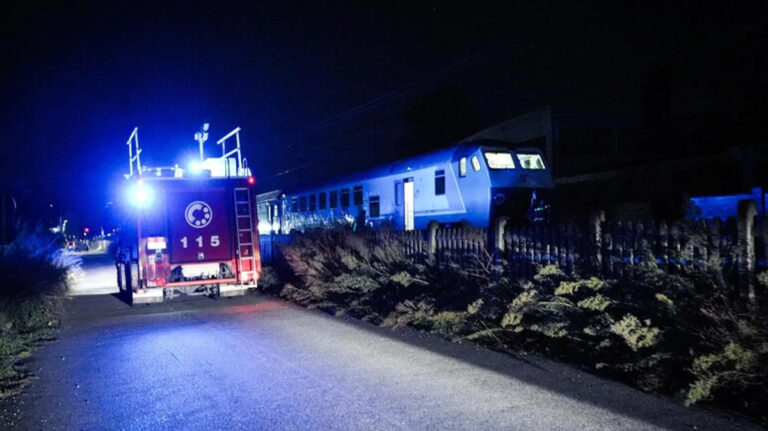 Un treno ha travolto e ucciso 5 operai a Brandizzo