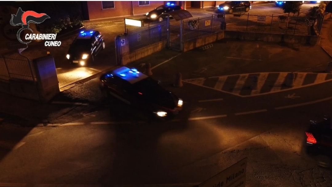 Carabinieri di Cuneo, sgominate due bande di spacciatori di cocaina