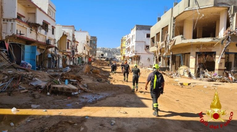 La risposta all'alluvione in corso è una dimostrazione della solidarietà internazionale e della prontezza dell'Italia