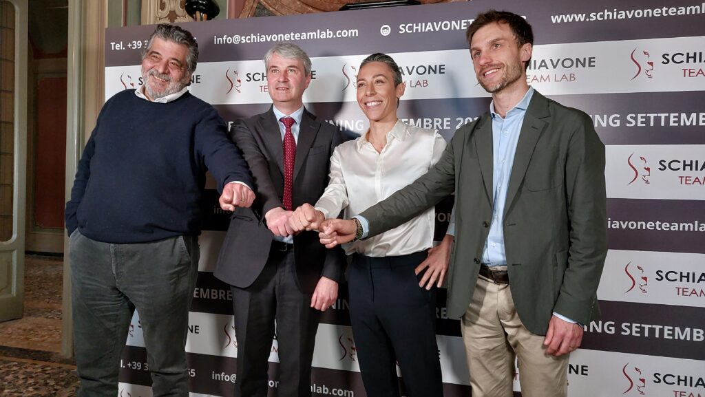 Francesca Schiavone inaugura a Varese la nuova sede dello Schiavone Team Lab