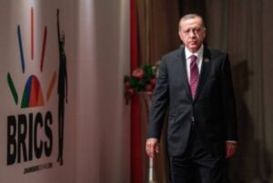 Erdogan tra Arresti Strategici e l'Adesione ai BRICS: Un Nuovo Ordine Globale all'Orizzonte?