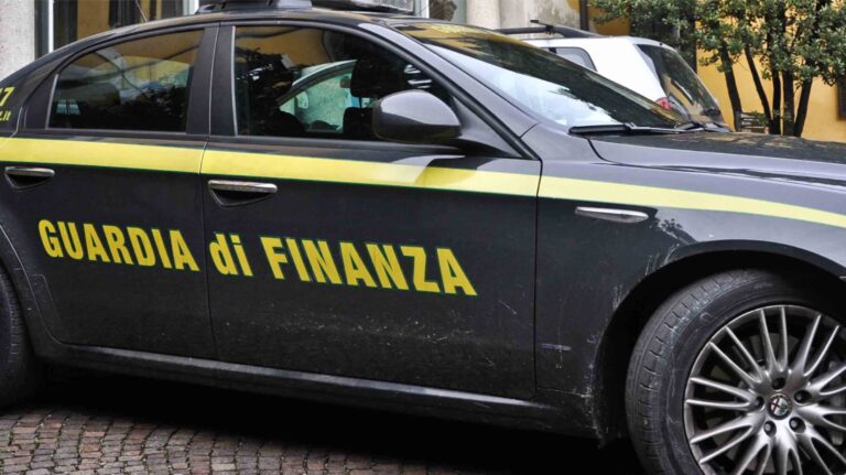 Cassano Magnago Guardia di Finanza