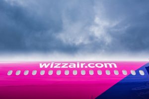 WIZZ AIR in primo piano